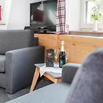 Hotel&restaurant Waldblick 3*