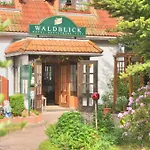 Hotel & Restaurant Waldblick 3*