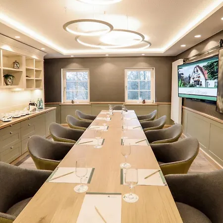 & Restaurant Waldblick Hotel