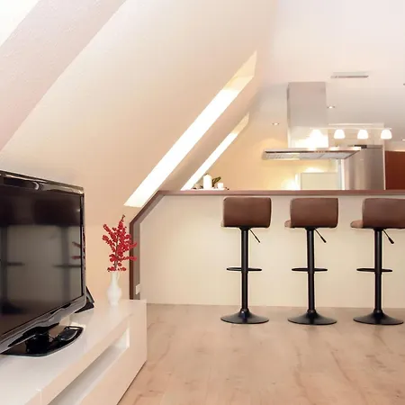 & Restaurant Waldblick Hotell Pulsnitz