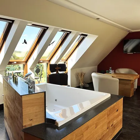 & Restaurant Waldblick Отель 3*