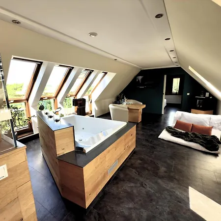 Отель & Restaurant Waldblick 3*