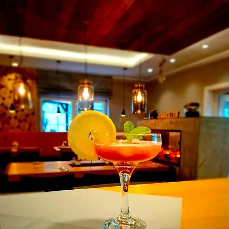 & Restaurant Waldblick Отель Пульсниц