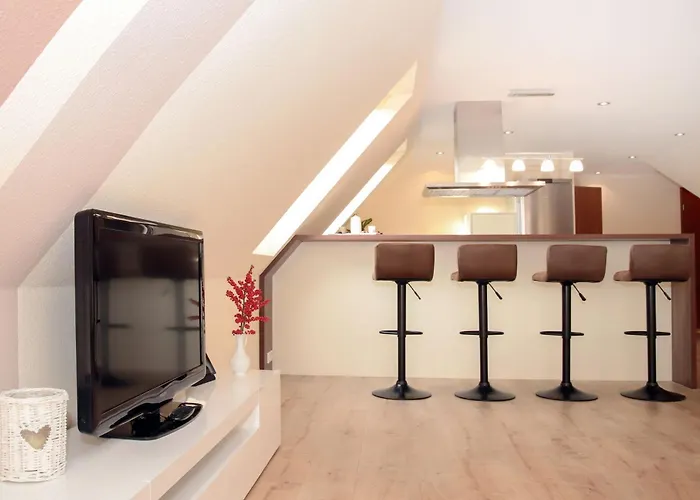 & Restaurant Waldblick Hotell Pulsnitz