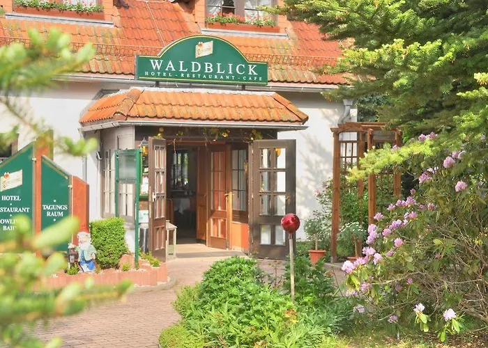 Hotell & Restaurant Waldblick 3*